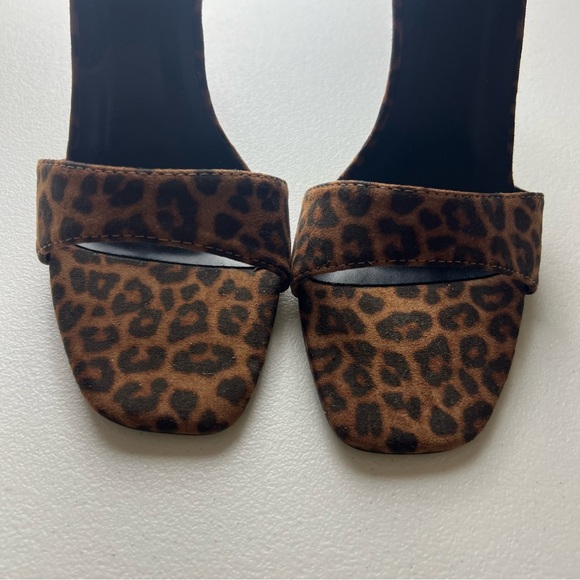 Boohoo Leopard Square Toe Ankle Strap Sandal - Picture 3 of 10
